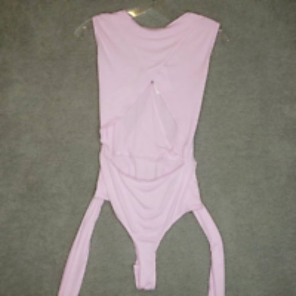 BCBGeneration Womens Bodysuit Pink Sleeveless V Neck Stretch Keyhole Tie XS New - Picture 2 of 9